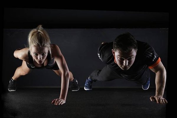 Comment faire du sport à la maison ou en extérieur ?